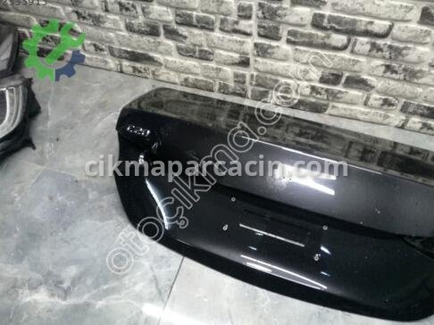 Mercedes-Benz C Serisi Bagaj Kapağı çıkma parça
