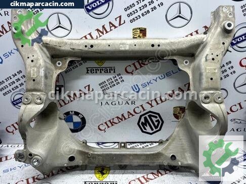 Mercedes-Benz C Serisi Travers çıkma parça