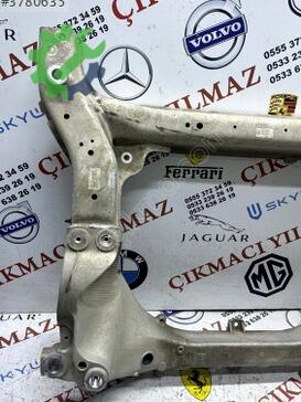Mercedes-Benz C Serisi Travers A2236221900 çıkma parça
