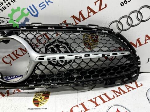 Mercedes-Benz C Serisi Ön Panjur A2068882100 çıkma parça