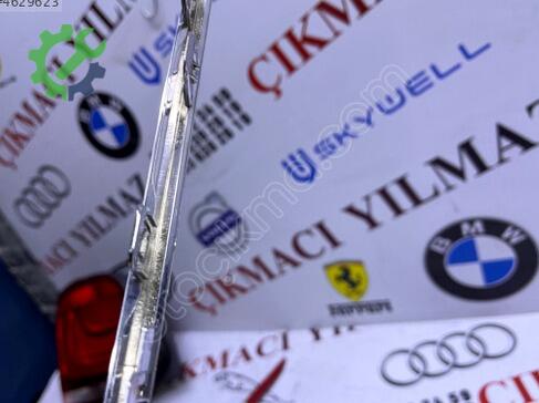 Mercedes-Benz C Serisi Tampon Izgara Çıtası A2068855902 çıkma parça