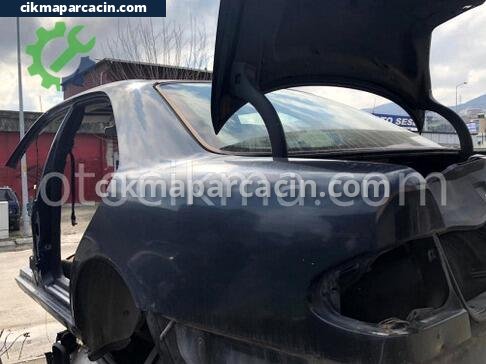 Mercedes-Benz 190 Arka Cam çıkma parça