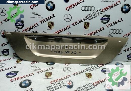 Mercedes-Benz E Serisi Bagaj çıkma parça