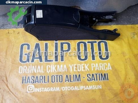 Mercedes-Benz E Serisi Orta Konsol çıkma parça