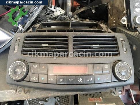 Mercedes-Benz C Serisi Klima Kontrol Paneli çıkma parça
