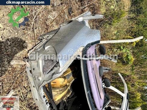 Mercedes-Benz E Serisi Sol Arka Çamurluk çıkma parça