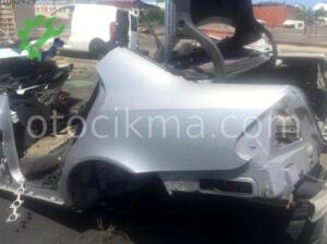 Mercedes W211 sol arka çamurluk hatasız orjinal çıkma