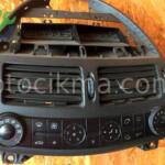 Mercedes W211 Teyp Çerçevesi Hatasız Orjinal Çıkma