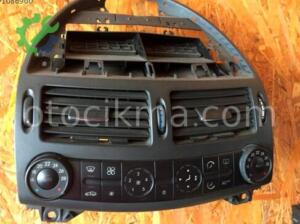 Mercedes W211 Teyp Çerçevesi Hatasız Orjinal Çıkma