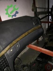 Mercedes W211 Torpido kapağı Hatsız Orjinal Çıkma
