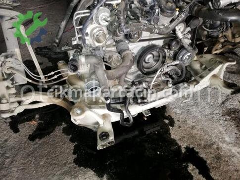 Mercedes-Benz E Serisi Rot Mili çıkma parça