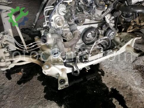 Mercedes-Benz E Serisi Rot Başı çıkma parça
