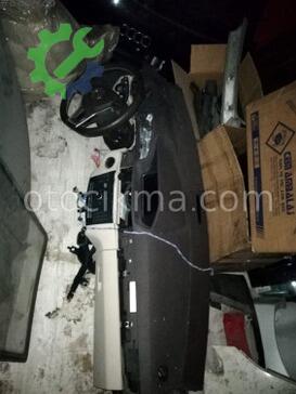 Mercedes-Benz E Serisi Torpido Kapağı çıkma parça