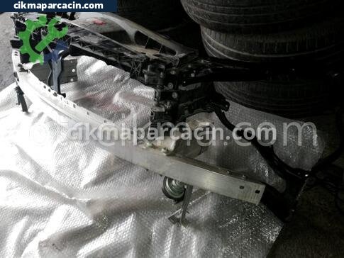 Mercedes-Benz E Serisi Ön Panel çıkma parça