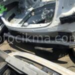 Mercedes W212 arka tampon demiri hatasız orjinal çıkma