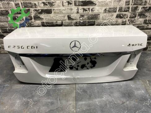 Mercedes-Benz E Serisi Bagaj A212 çıkma parça