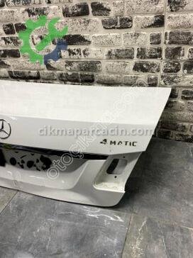 Mercedes-Benz E Serisi Bagaj çıkma parça