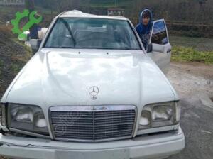 MERCEDES W212 KAPUT ORJİNAL ÇIKMA