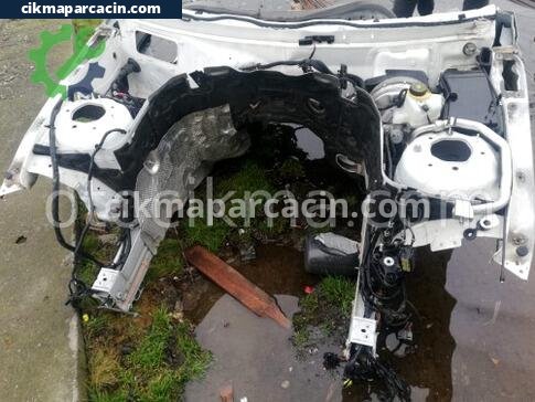 Mercedes-Benz E Serisi Komple Ön çıkma parça