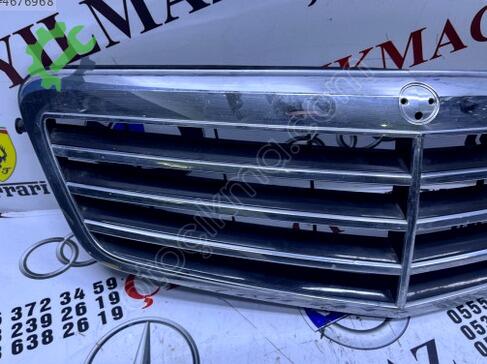 Mercedes-Benz E Serisi Ön Panjur A2128800583 çıkma parça
