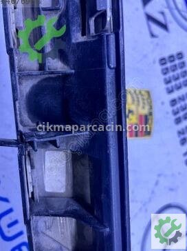 Mercedes-Benz E Serisi Ön Panjur A2128800583 çıkma parça