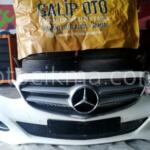 Mercedes W212 Ön tampon beyaz hatasız orjinal çıkma
