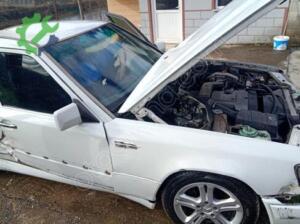 MERCEDES W212 SAĞ ÖN ÇAMURLUK KESME ORJİNAL ÇIKMA