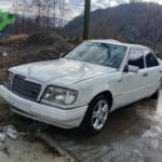 MERCEDES W212 SAĞ ÖN KESME ÇAMURLUK ORJİNAL ÇIKMA