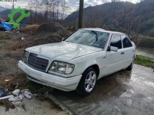 MERCEDES W212 SAĞ ÖN KESME ÇAMURLUK ORJİNAL ÇIKMA