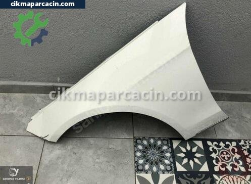 Mercedes-Benz E Serisi Sol Ön Çamurluk çıkma parça
