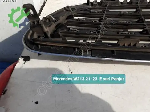 Mercedes-Benz E Serisi Panjur 21-23 çıkma parça