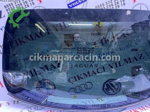 Mercedes-Benz E Serisi Arka Cam çıkma parça