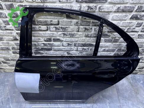 Mercedes-Benz E Serisi Sol Arka Kapı A2137320110 çıkma parça