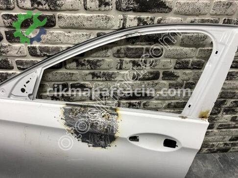 Mercedes-Benz E Serisi Sol Ön Kapı çıkma parça