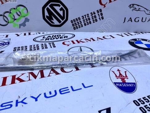Mercedes-Benz E Serisi Tampon Izgara Çıtası A2148855300 çıkma parça