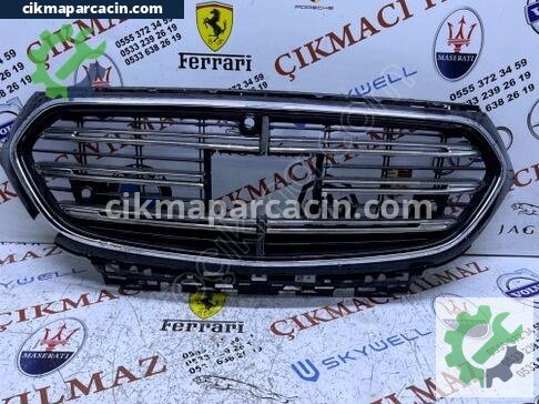 Mercedes-Benz E Serisi Ön Panjur çıkma parça