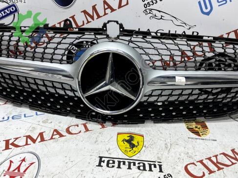 Mercedes-Benz CLS Ön Panjur çıkma parça