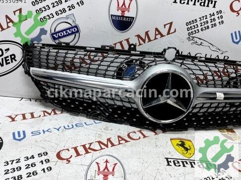 Mercedes-Benz CLS Ön Panjur çıkma parça