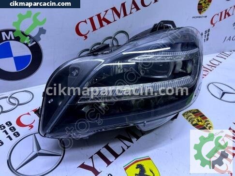 Mercedes-Benz CLS Sol Ön Far çıkma parça