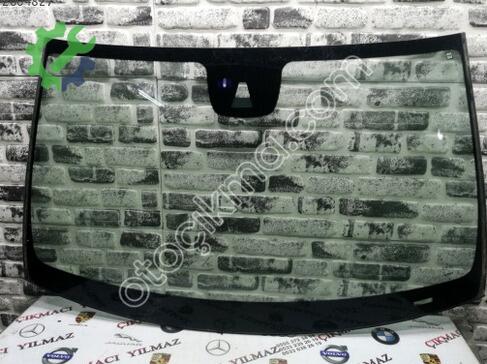 Mercedes-Benz CLS Ön Cam A2188210011 çıkma parça