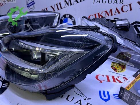 Mercedes-Benz CLS Sol Ön Far çıkma parça