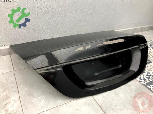 Mercedes-Benz S Serisi Bagaj W222 çıkma parça