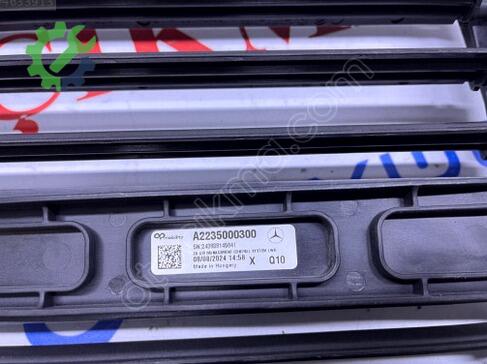 Mercedes-Benz S Serisi Ön Panel A2235000300 çıkma parça