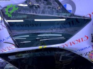 Mercedes w238 sağ kelebek camı w 238 orjinal cam