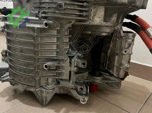 Mercedes-Benz EQB Elektrikli Direksiyon Motoru A2433409002 çıkma parça