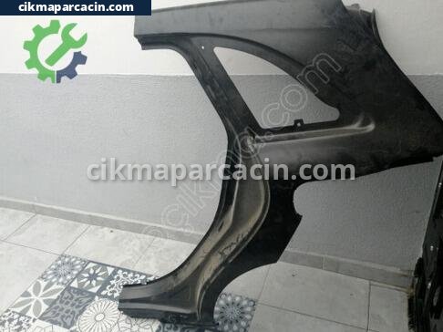 Mercedes-Benz B Serisi Sol Arka Çamurluk çıkma parça