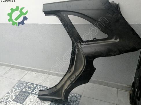 Mercedes-Benz B Serisi Sol Arka Çamurluk çıkma parça