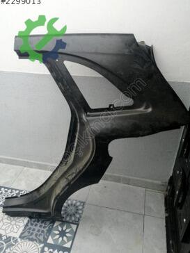 Mercedes-Benz B Serisi Sol Arka Çamurluk çıkma parça