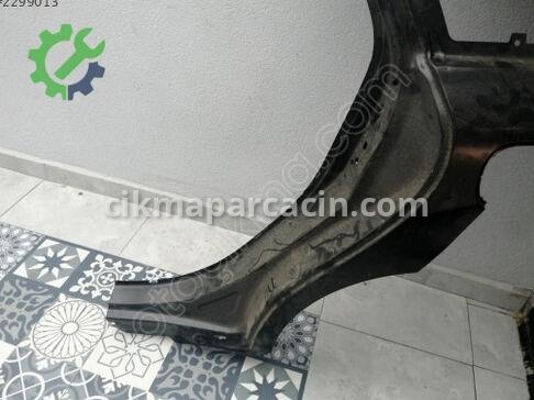 Mercedes-Benz B Serisi Sol Arka Çamurluk çıkma parça