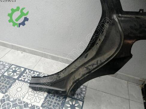 Mercedes-Benz B Serisi Sol Arka Çamurluk çıkma parça